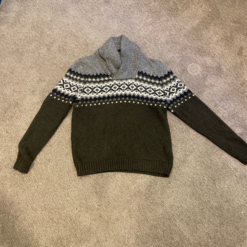 Abercrombie & Fitch Gray and Brown Crewneck Sweater